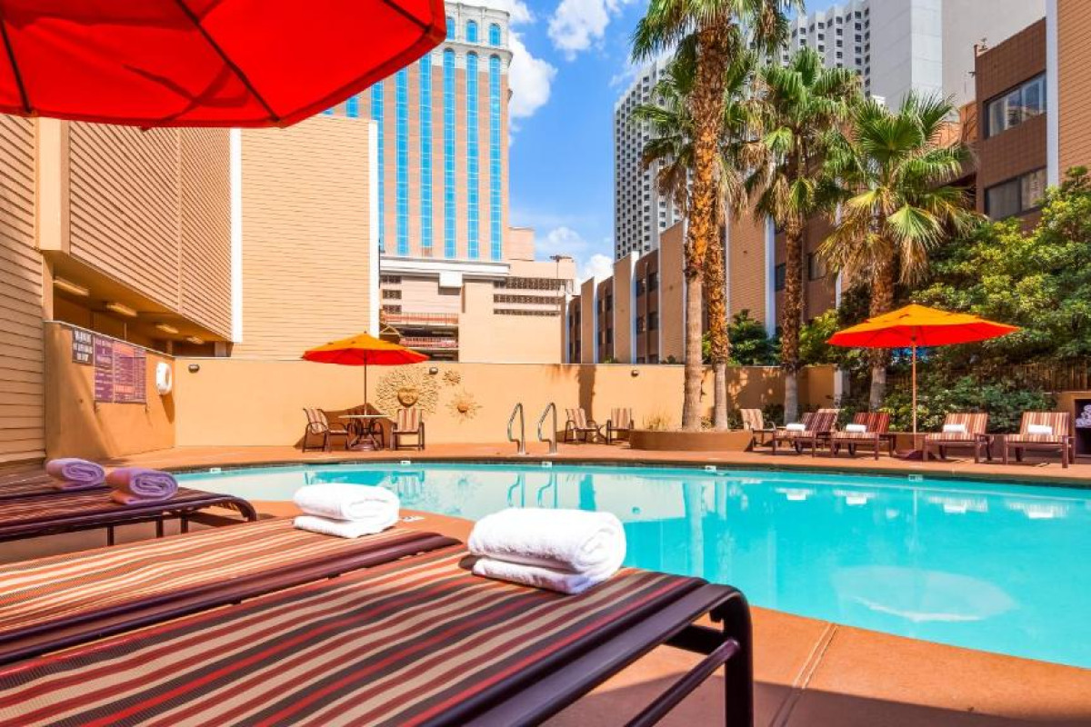 Best Western Plus Casino Royale