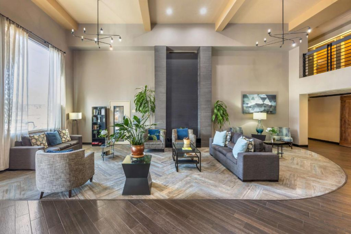 Best Western Plus North Las Vegas Inn & Suites
