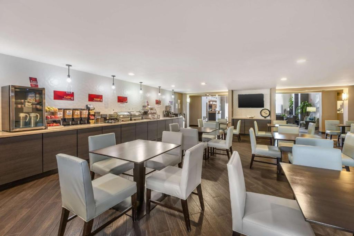 Best Western Plus North Las Vegas Inn & Suites