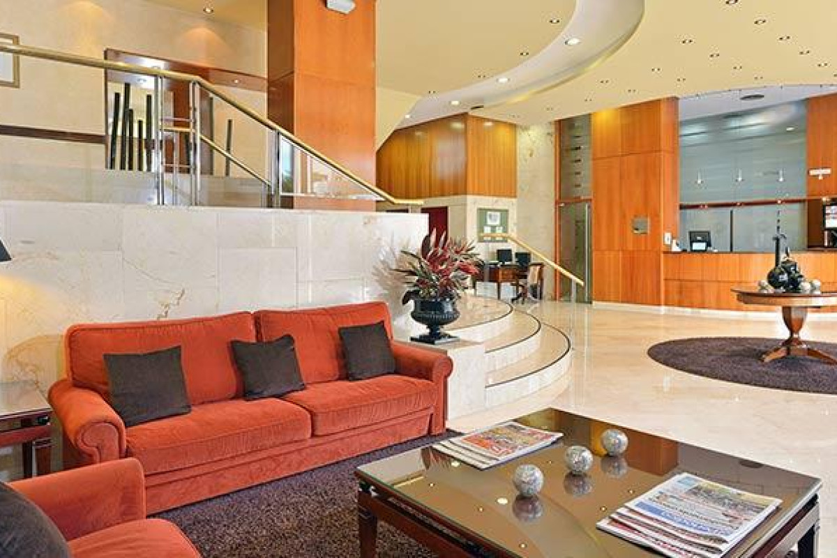 Best Western Premier CMC Girona