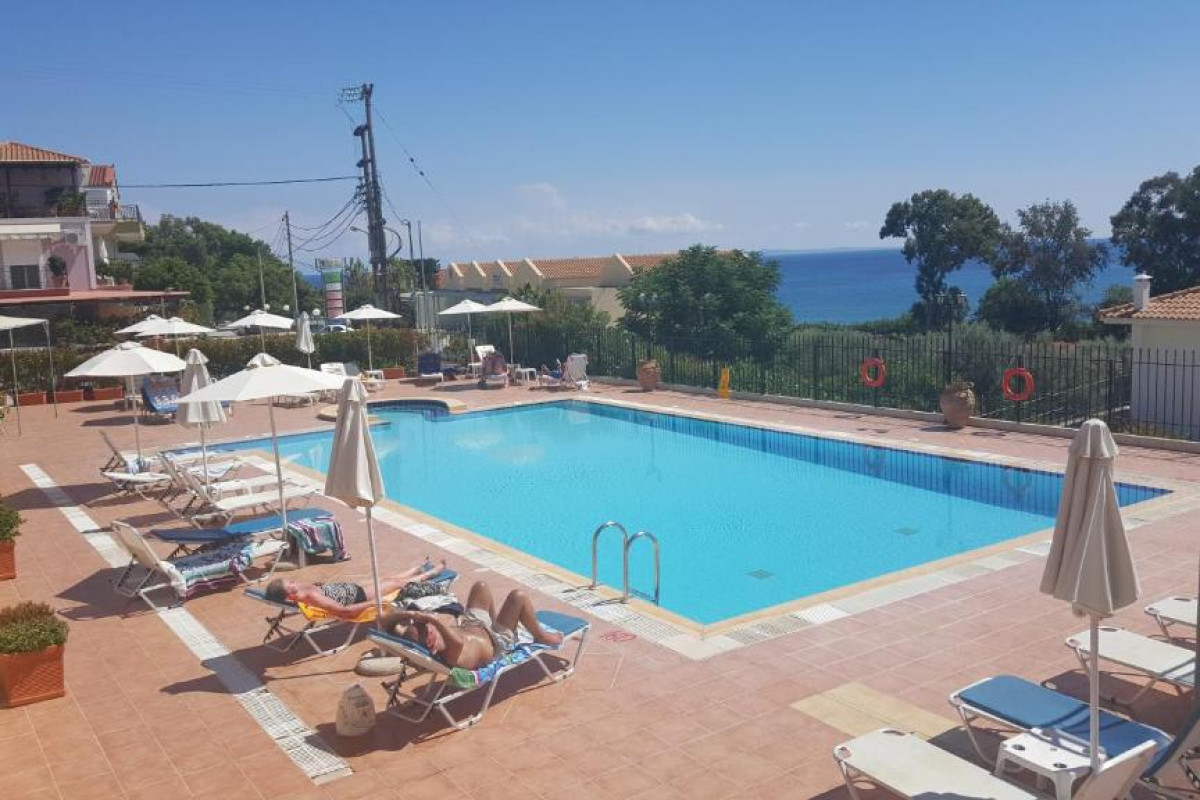 Big Village Hotel