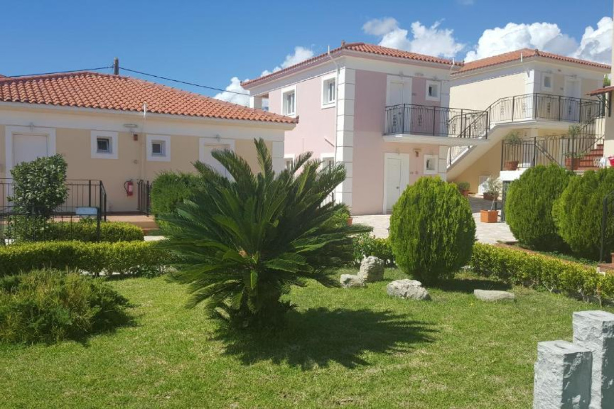 Big Village Hotel