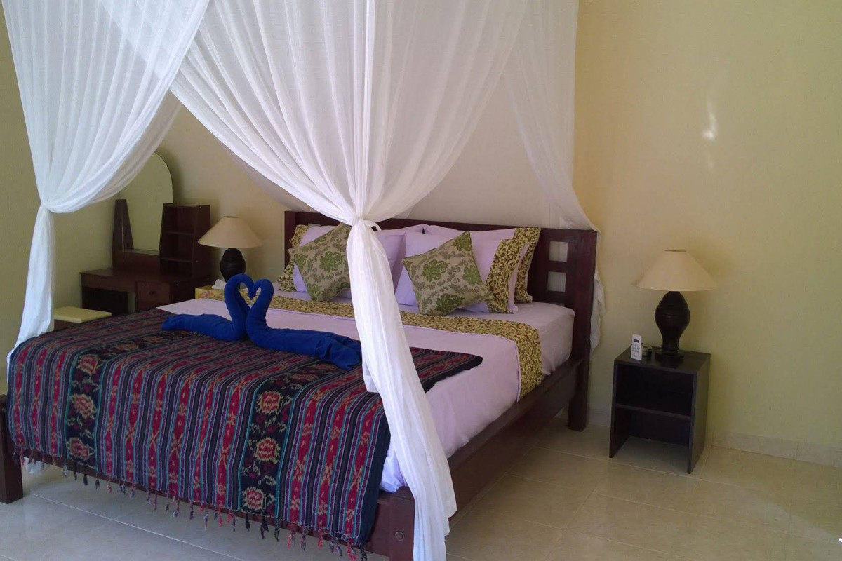 Bintang Beach Villas