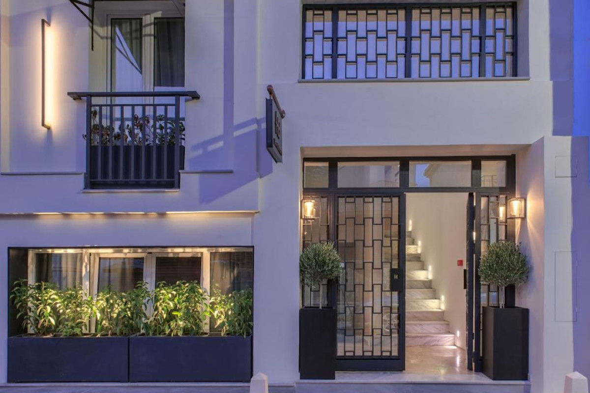 BITZARO BOUTIQUE HOTEL