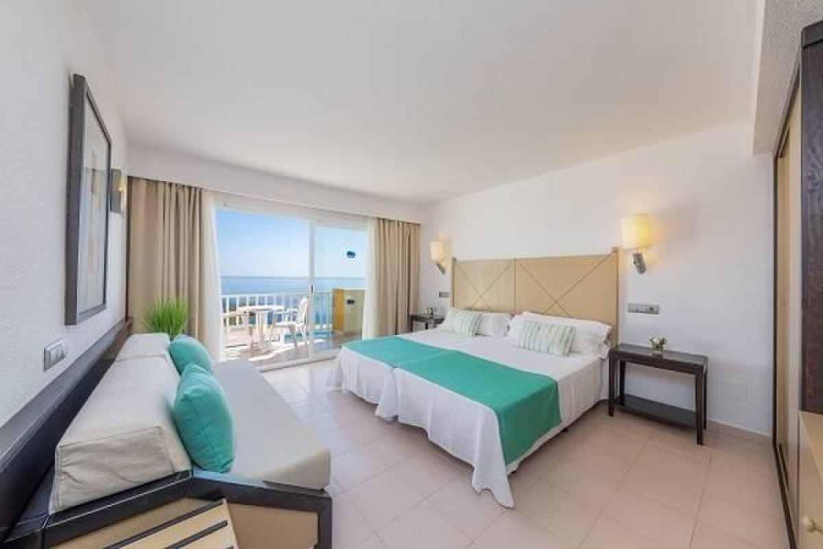 Blau Punta Reina Family Resort