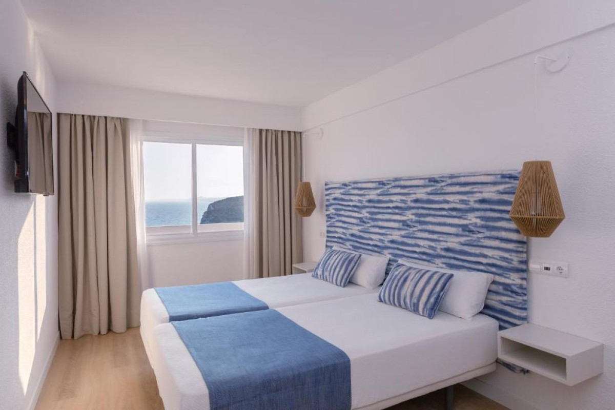 Blau Punta Reina Resort