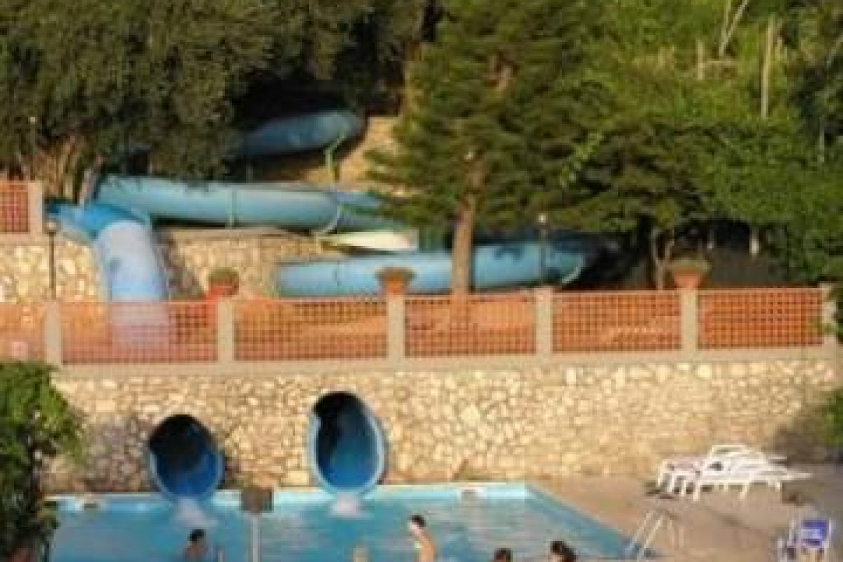 BLEU VILLAGE