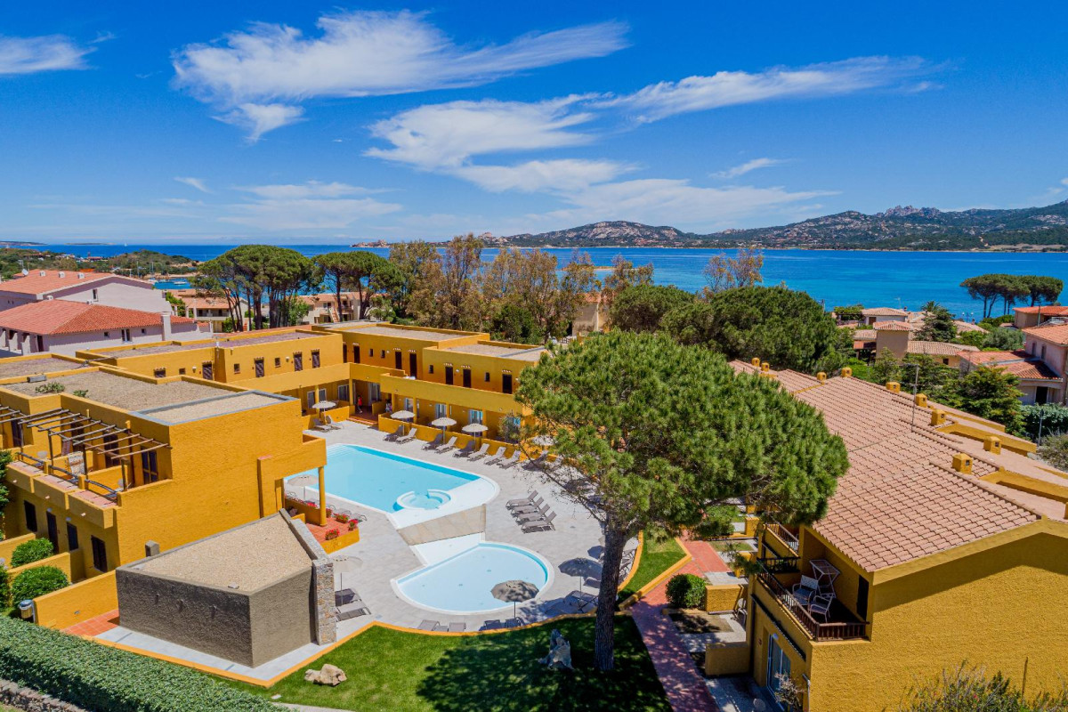 Blu Hotel Laconia Village