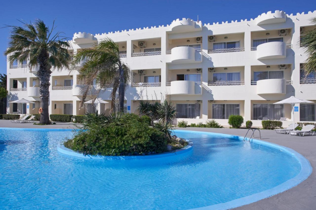 BLUE BAY HOTEL