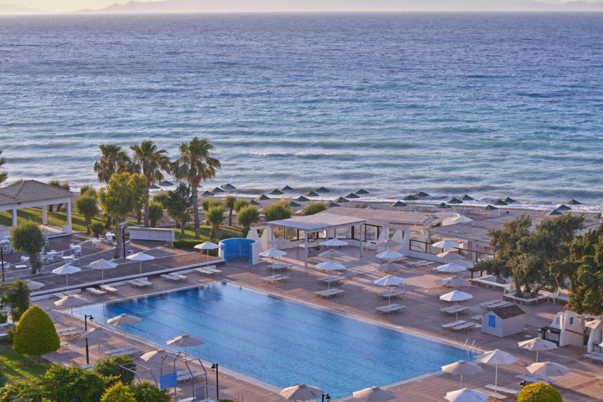 BLUE BAY HOTEL