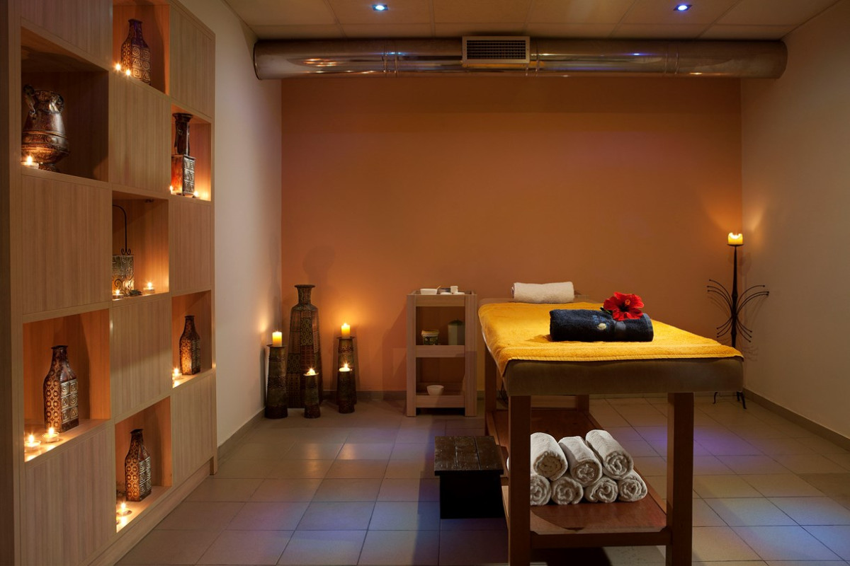 Blue Bay Resort & Spa