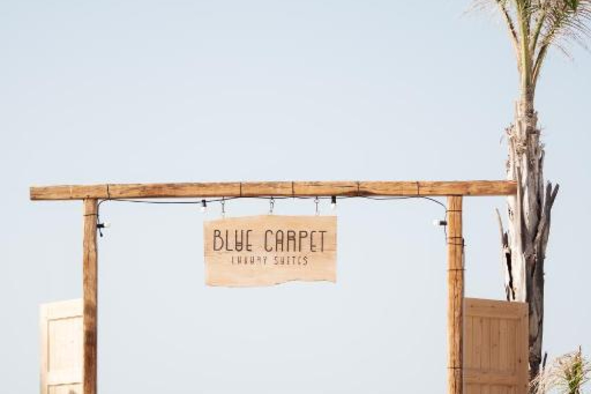 Blue Carpet Suites