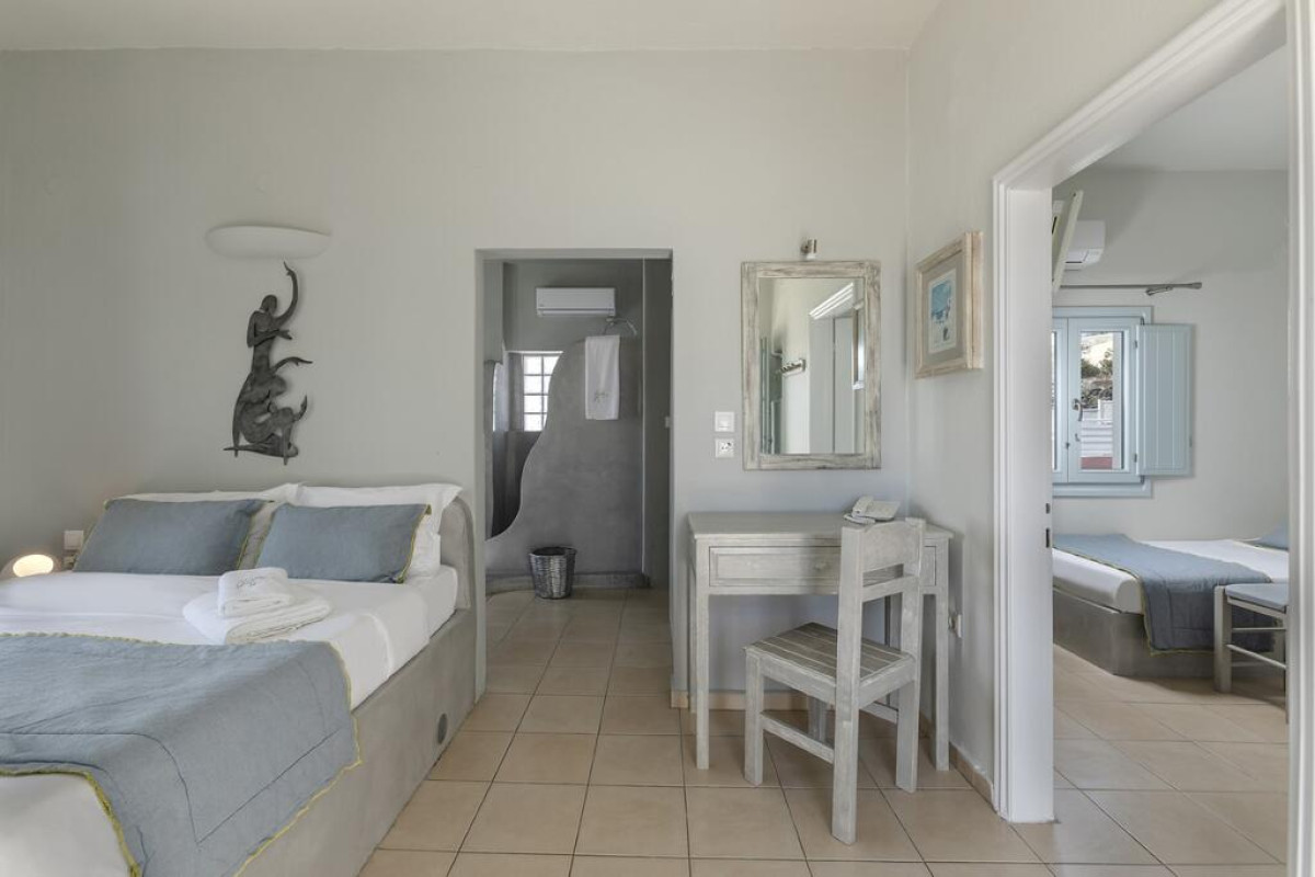 Blue Dolphins Apartaments & Suites