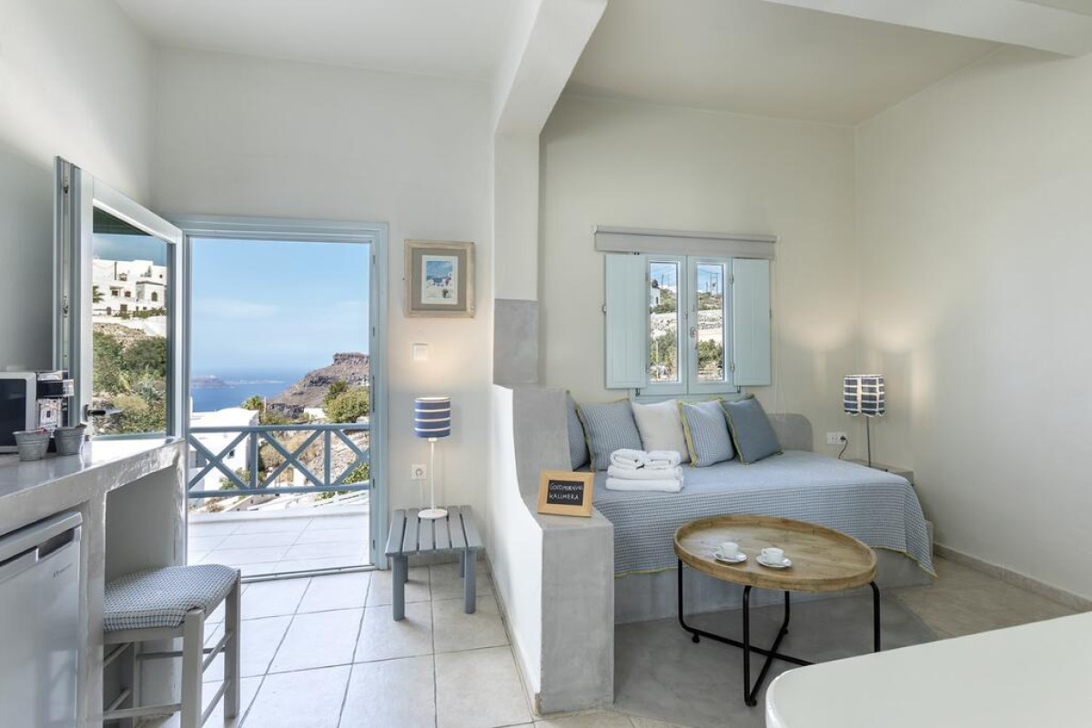Blue Dolphins Apartaments & Suites