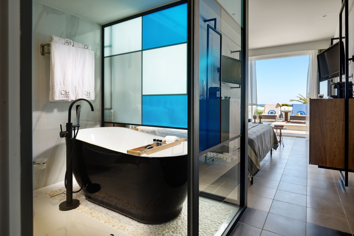 Blue Dream Palace, Trypiti Luxury Beach Resort & Hive Water Park