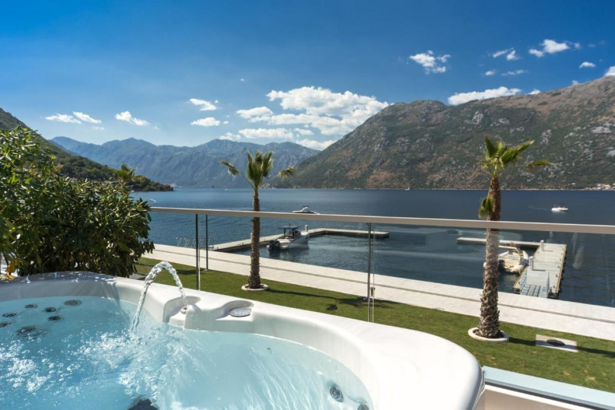 Blue Kotor Bay Premium Spa Resort
