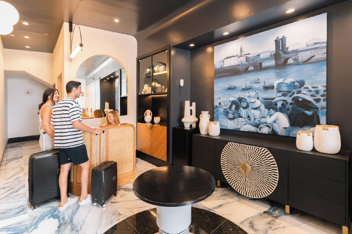 Blue Marina Suites Boutique Apartments