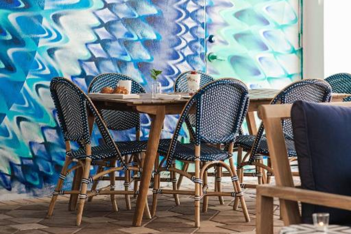 Hotel Blue Moon