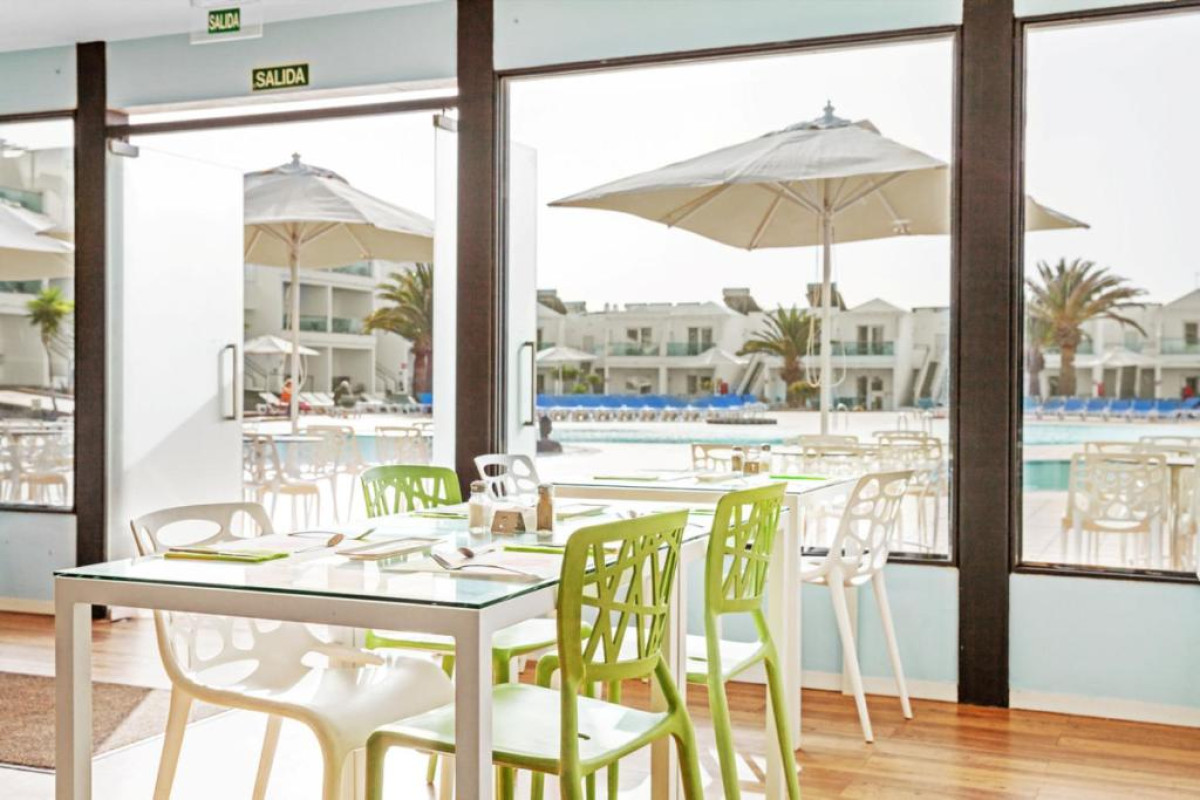 Hotel Plaza Palmeras