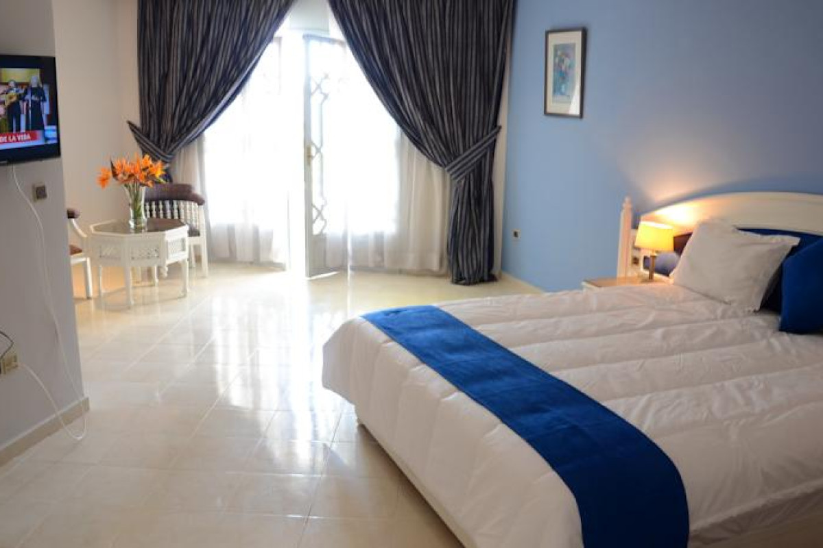 Blue Sea Le Tivoli