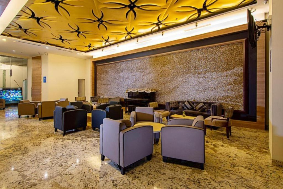Blue Sky Hotel Petamburan