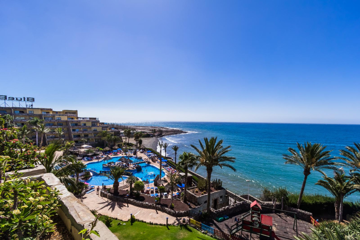 Bluebay Beach Club Aparthotel