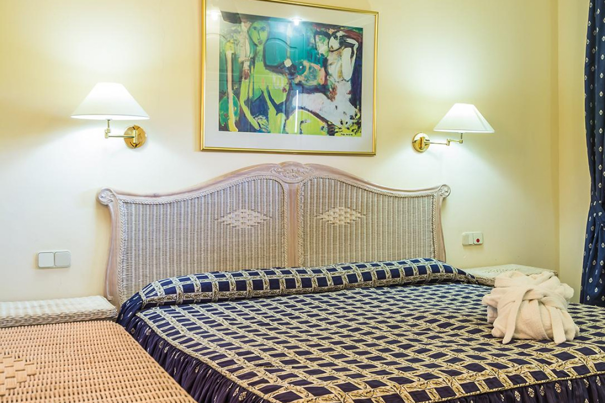 Bluebay Beach Club Aparthotel