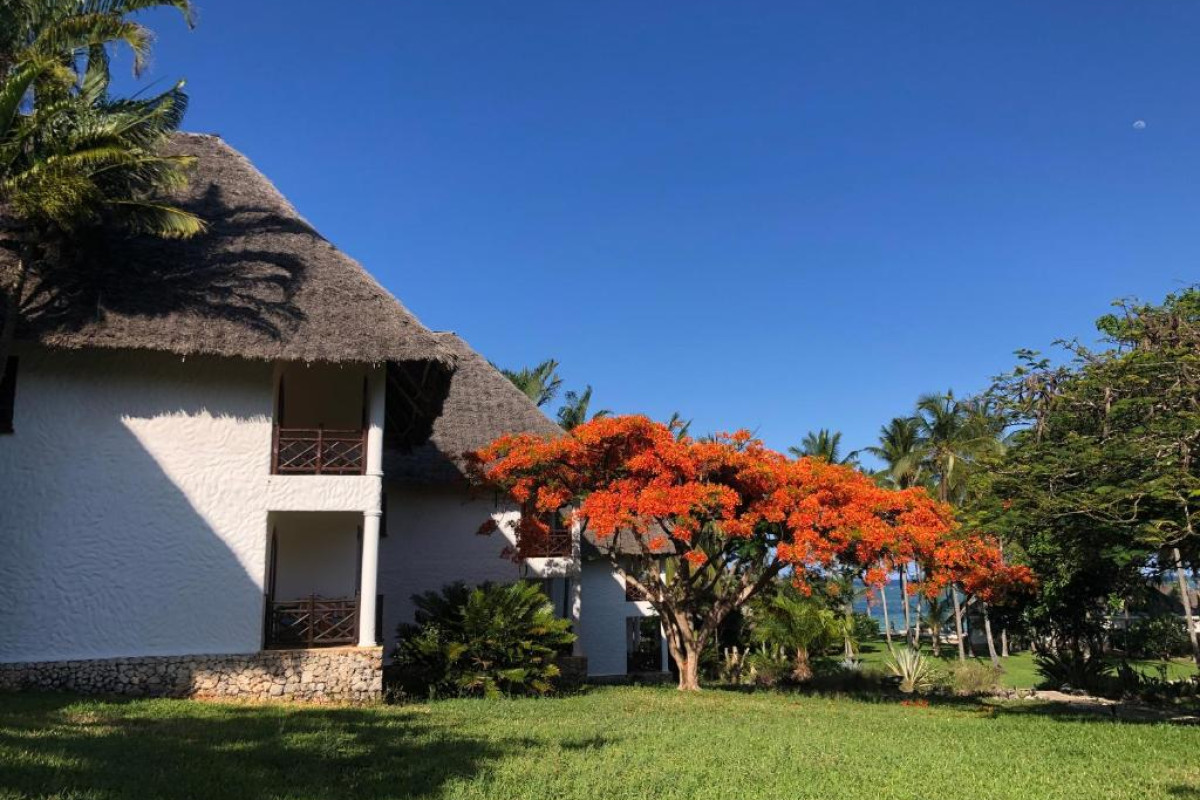 Bluebay Beach Resort