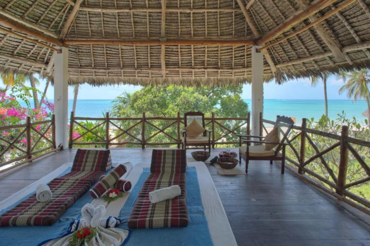 Bluebay Beach Resort