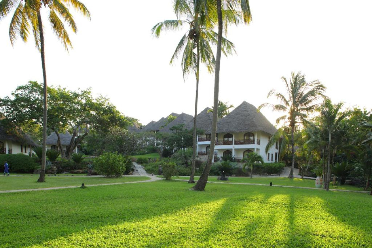 Bluebay Beach Resort