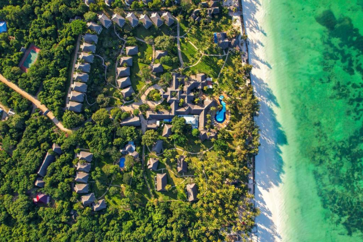 Bluebay Beach Resort