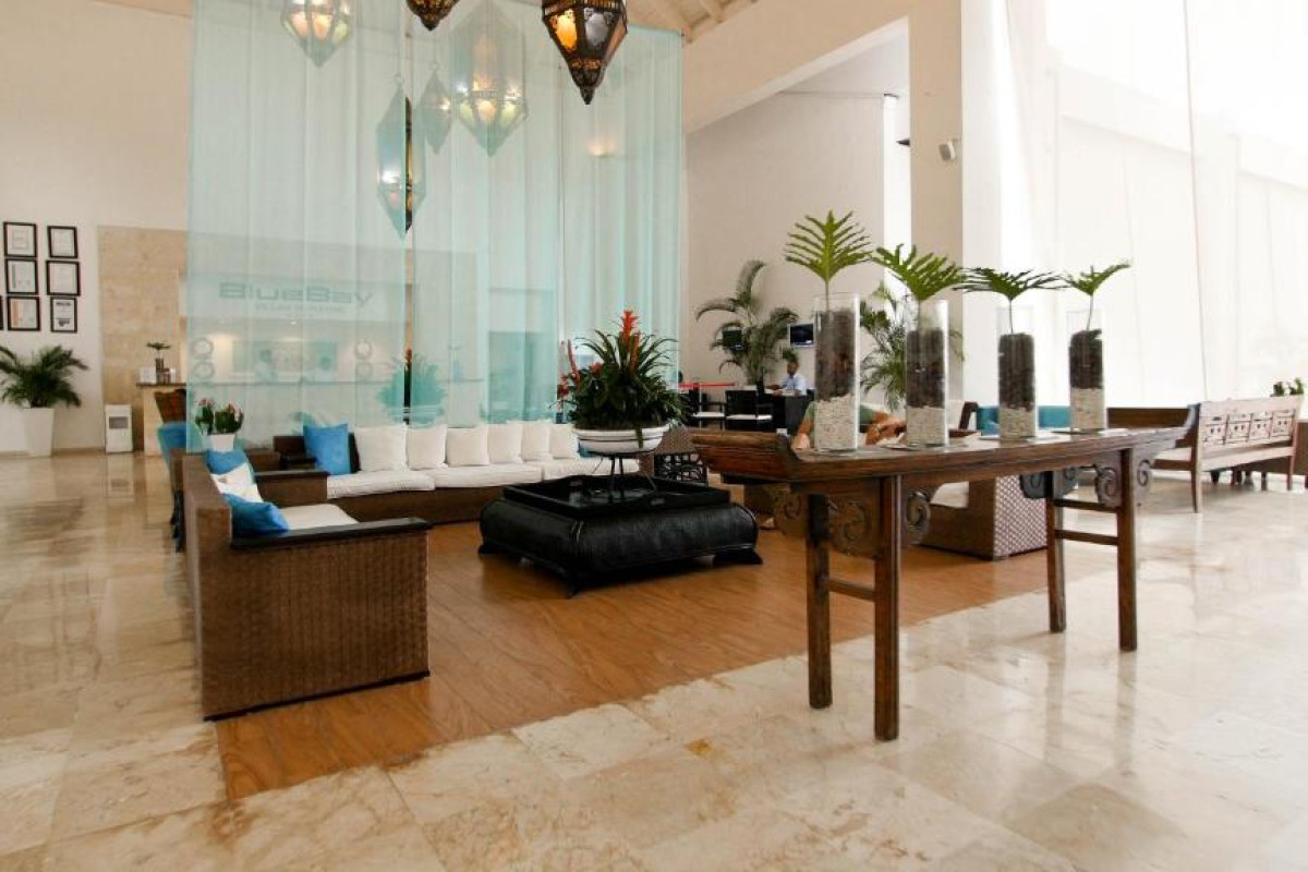 BlueBay Villas Doradas