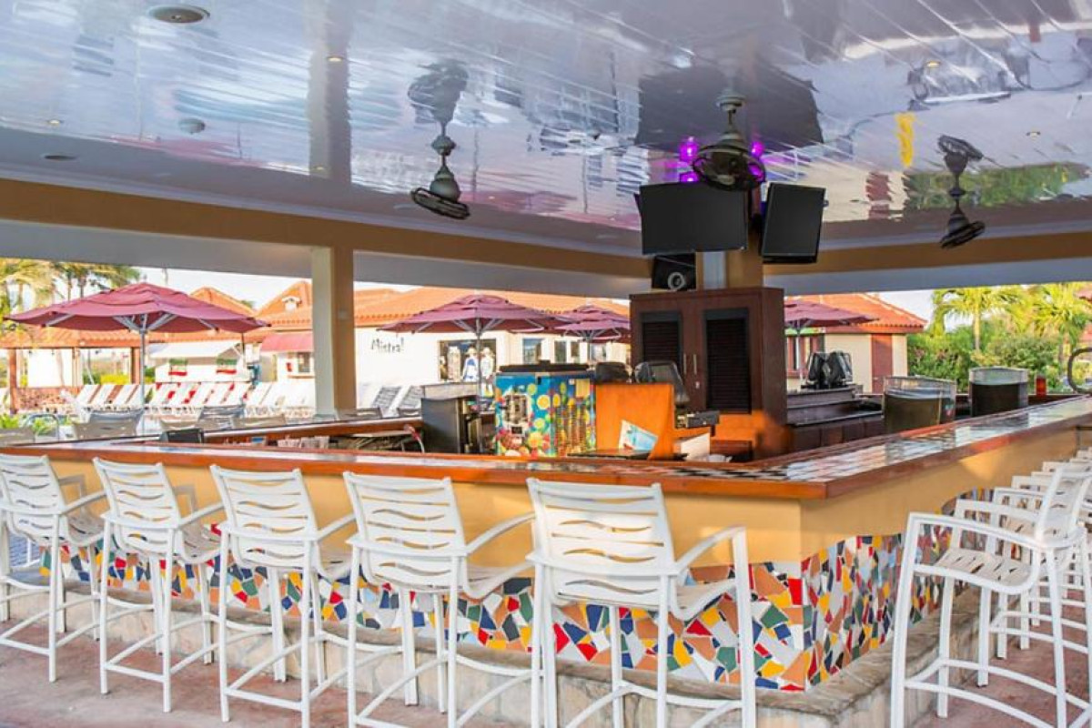 Bluegreen at La Cabana Beach Resort & Casino
