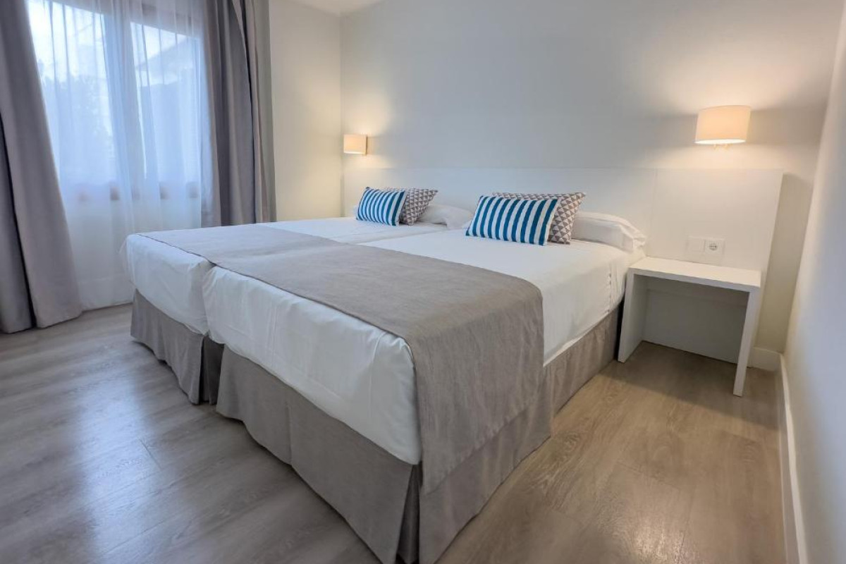 BLUESEA Es Bolero