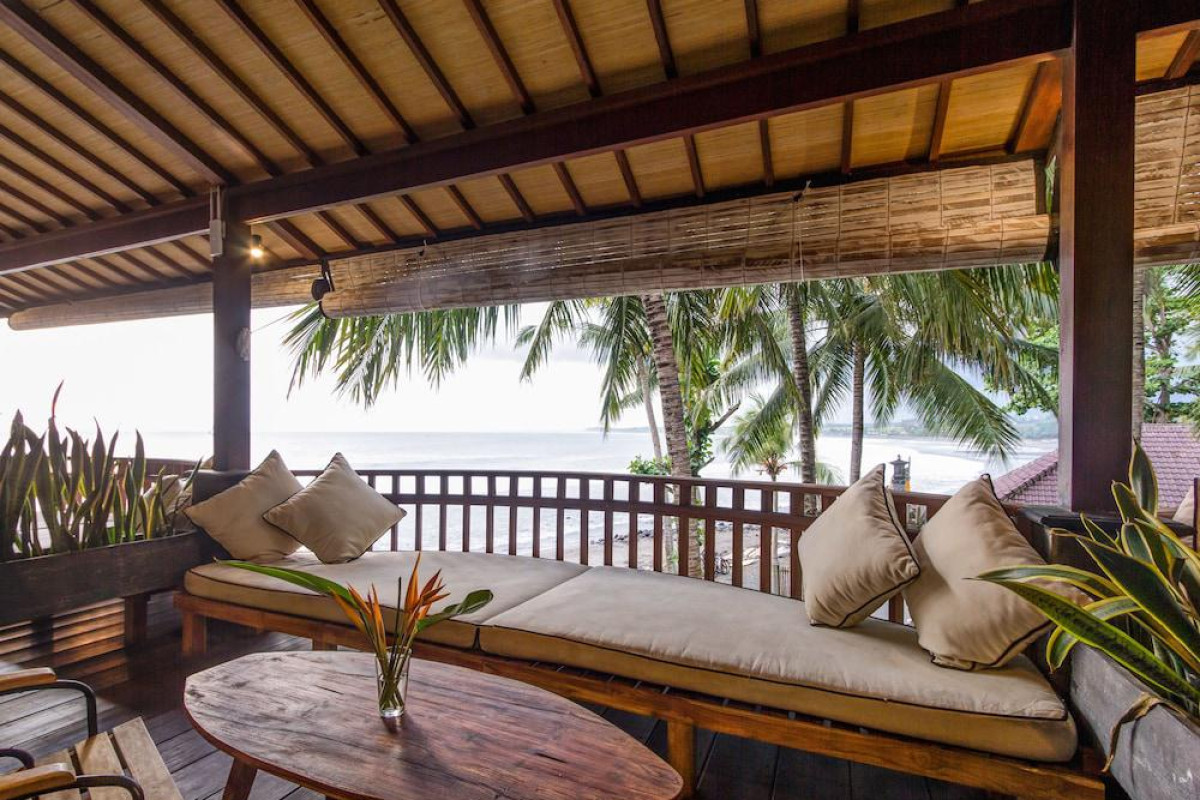 Bombora Medewi Wave Lodge
