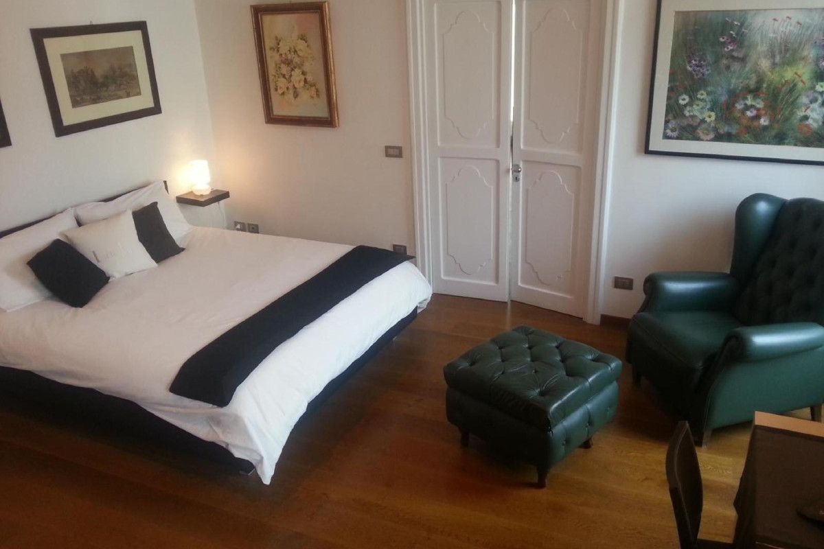 BONADIES SUITE
