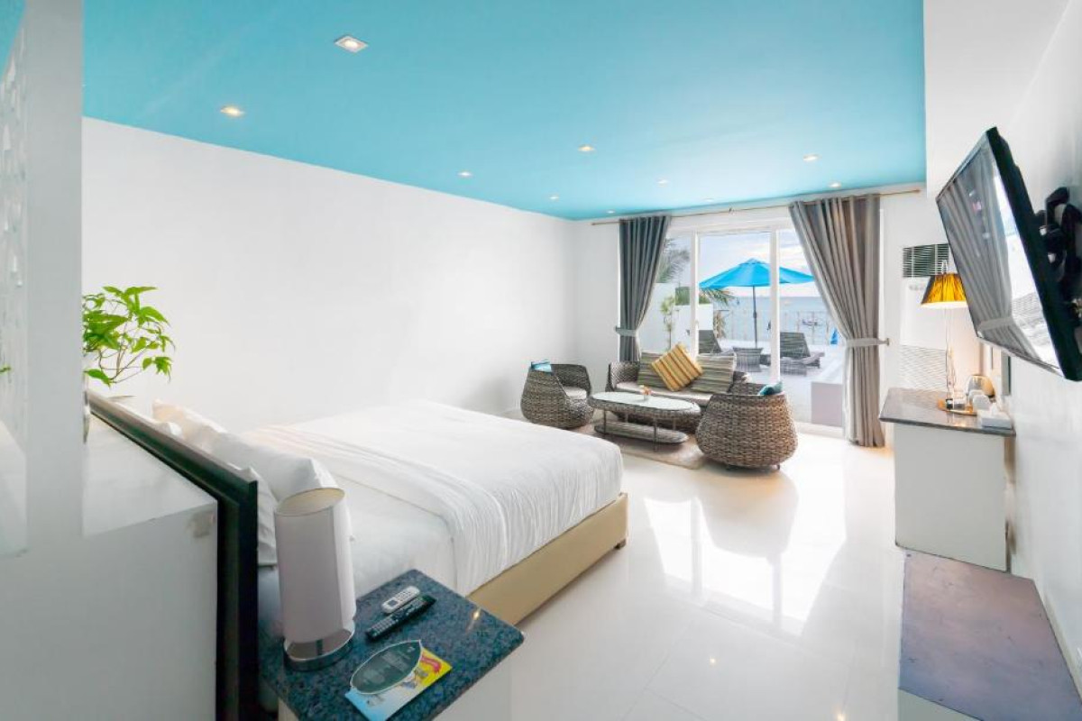 Boracay Ocean Club Beach Resort