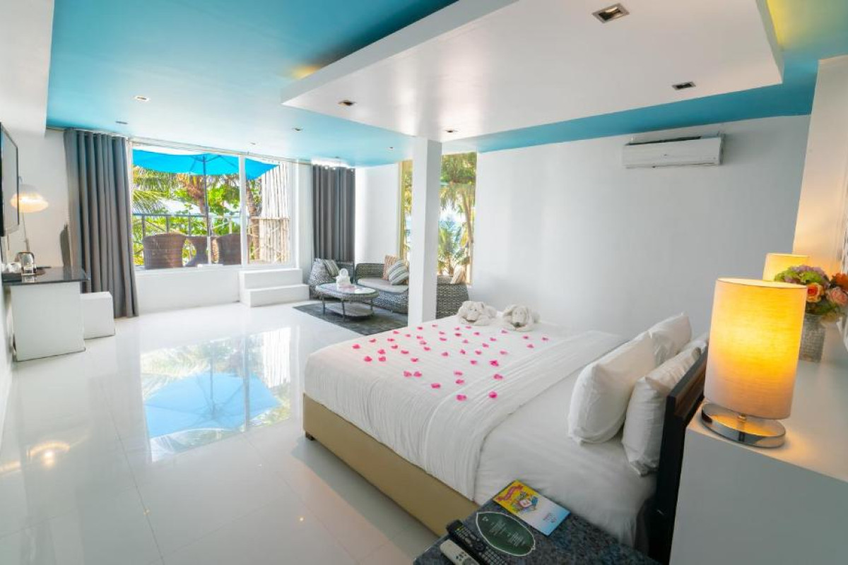Boracay Ocean Club Beach Resort