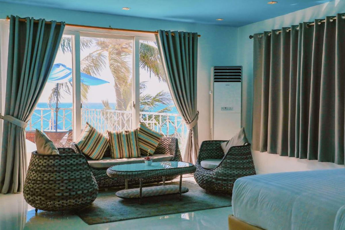 Boracay Ocean Club Beach Resort