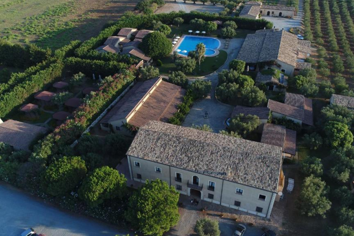 Borghetto Beach Club Resort