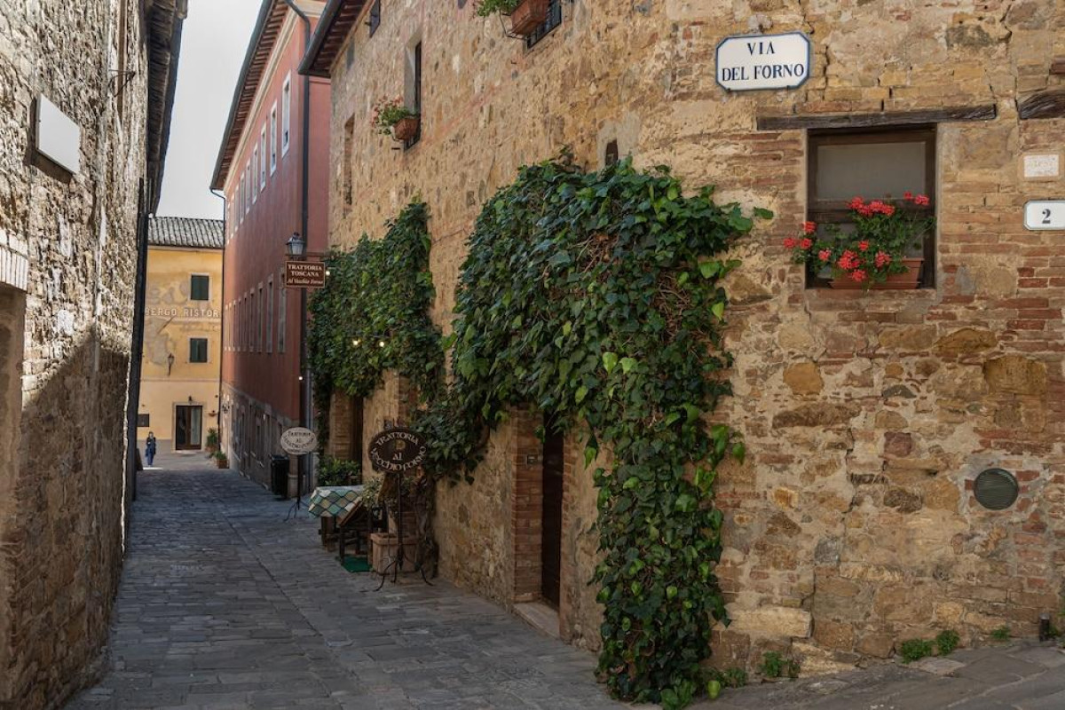 Borgo Medievale San Quirico D Orcia Beb - Capitano Collection - Albergo Diffuso