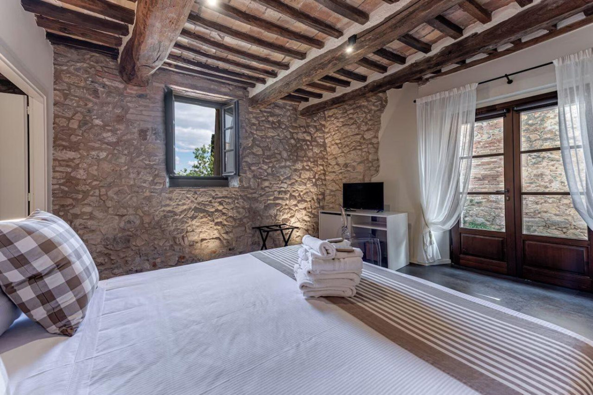 Borgo San Quirico D'orcia B&B - Capitano Collection - Albergo Diffuso