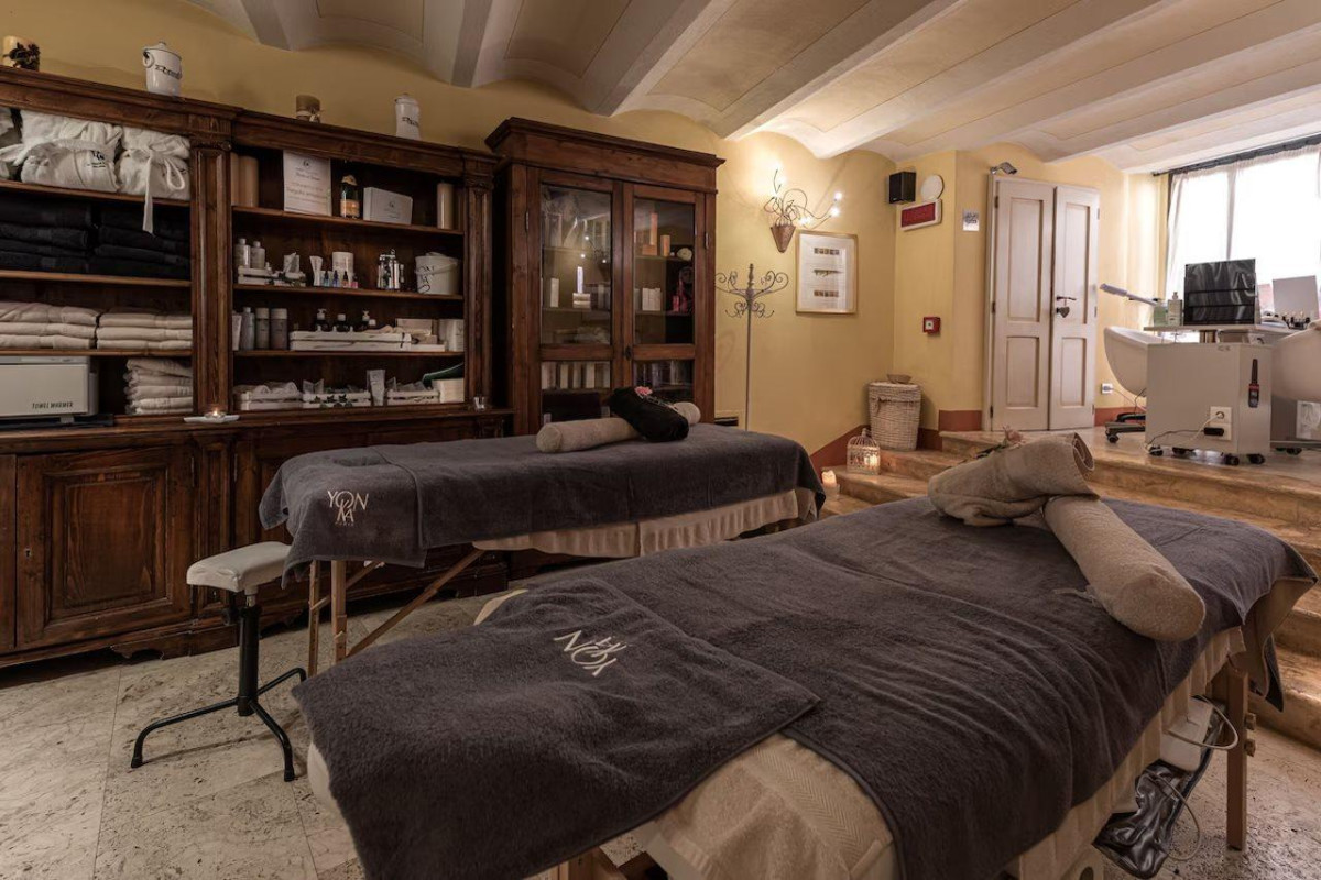 Borgo San Quirico D'orcia B&B - Capitano Collection - Albergo Diffuso