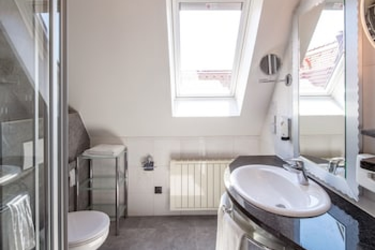 BOUTIQUE HOTEL DOM - ROOMS AND SUITES