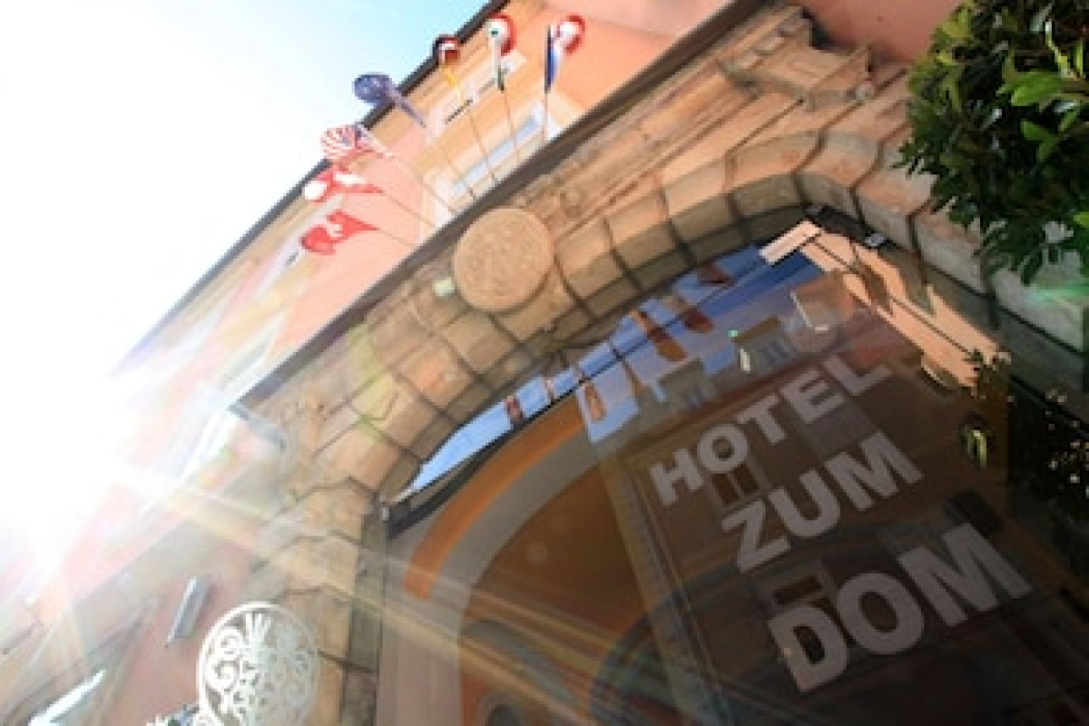 BOUTIQUE HOTEL DOM - ROOMS AND SUITES