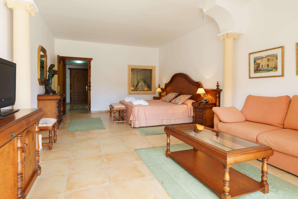 Boutique Hotel La Moraleja - Adults Only