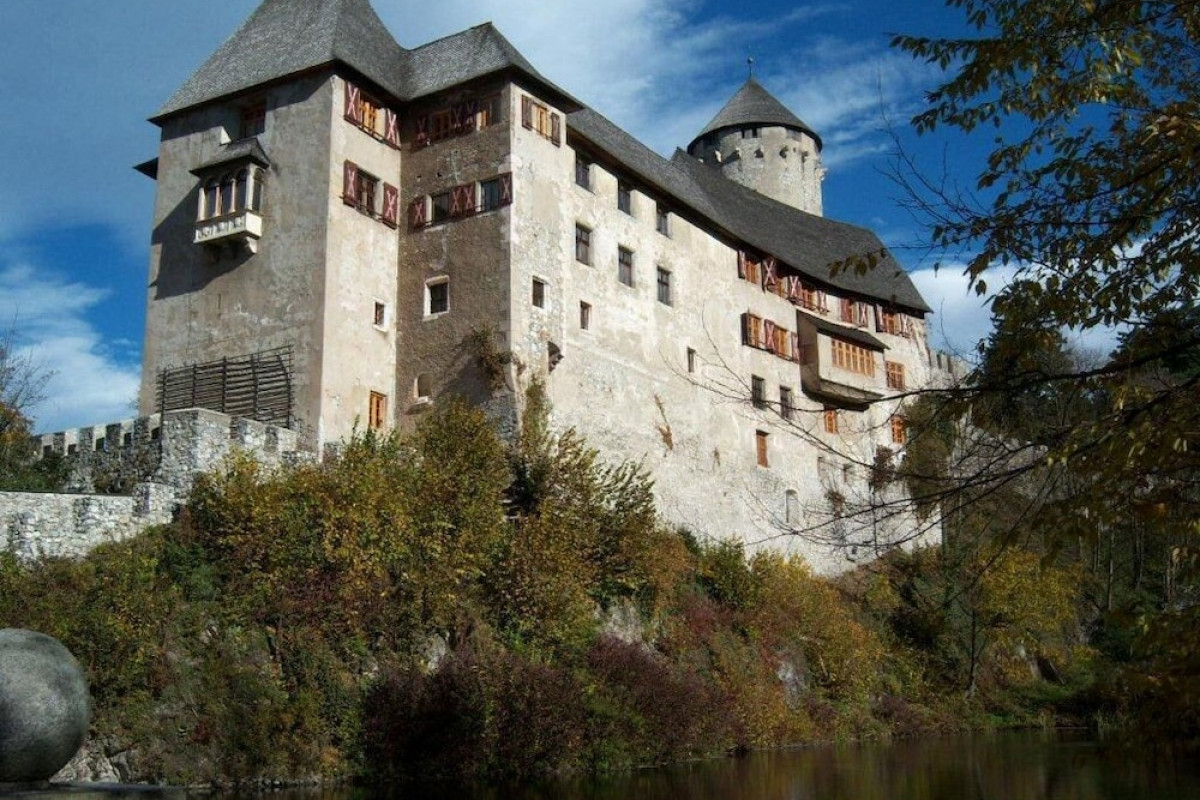 BOUTIQUE HOTEL SCHLOSS MATZEN