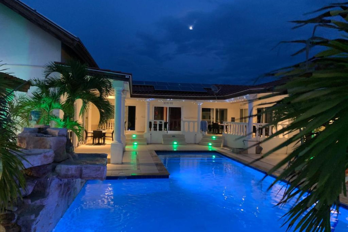 Boutique Hotel Swiss Paradise Aruba Villas and Suites