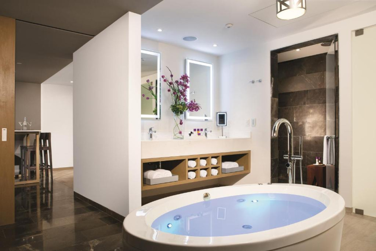 Breathless Riviera Cancun Resort & Spa