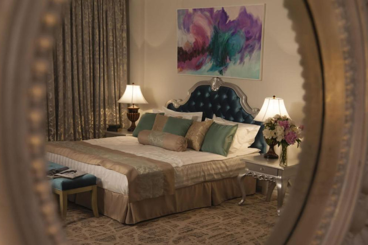 Bristol Central Park Hotel